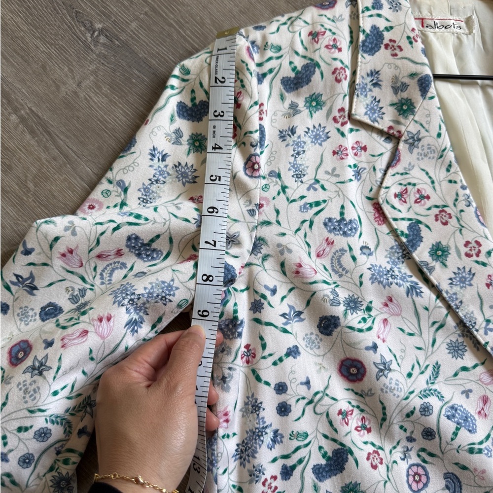 Vintage Talbots Floral Patterned Blazer-Size 4 - Picture 10 of 14